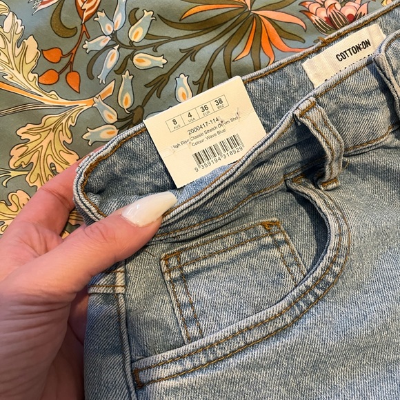 NWT Denim Jean Shorts Cotton On - Picture 2 of 3